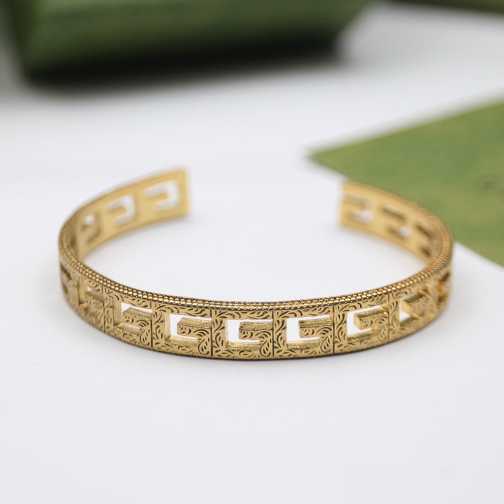 18K Gucci Cube Bracelet