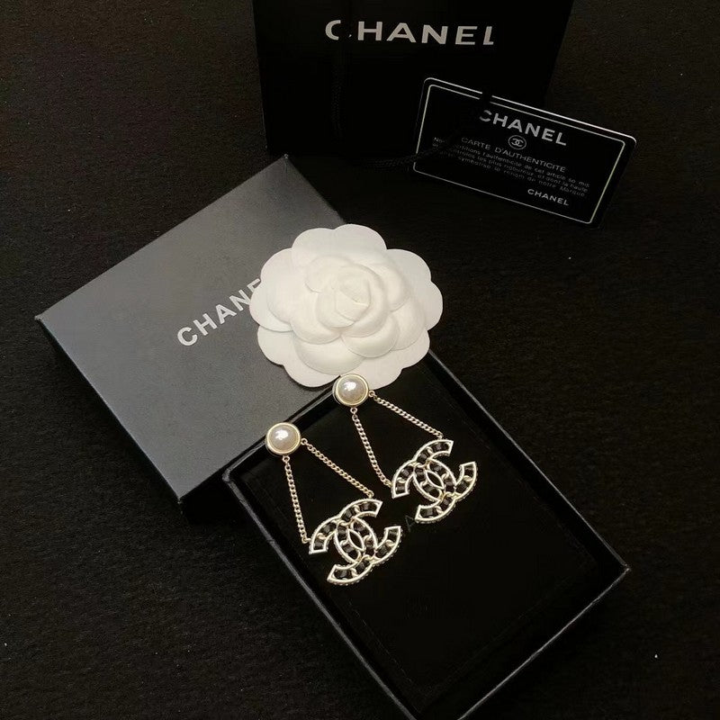 18K Chanel Pearl Gold Chain Earrings