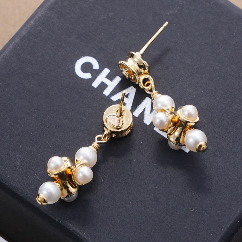 18K Chanel Pearl Drop Gold Earrings