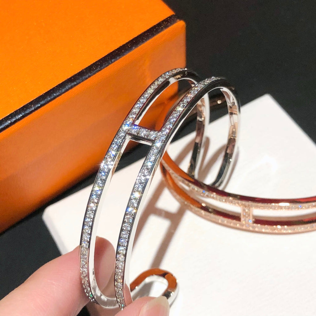 18K Ever Cuff Diamond Hermes Bracelet