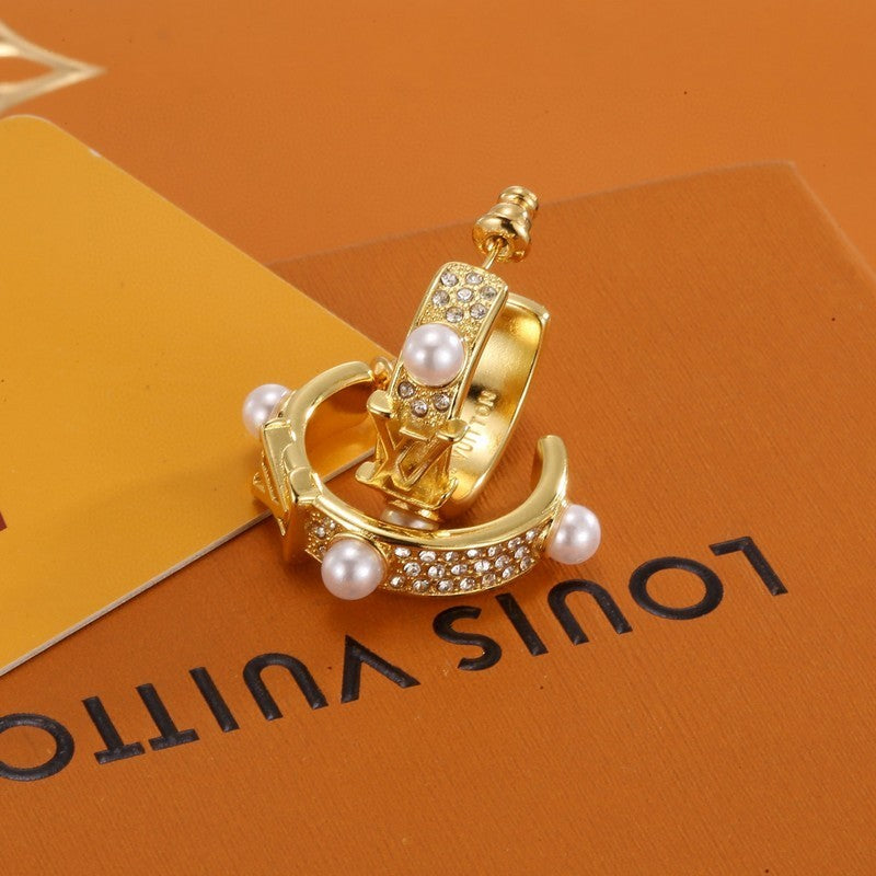 18K Louis Vuitton Pearl Gold Earrings