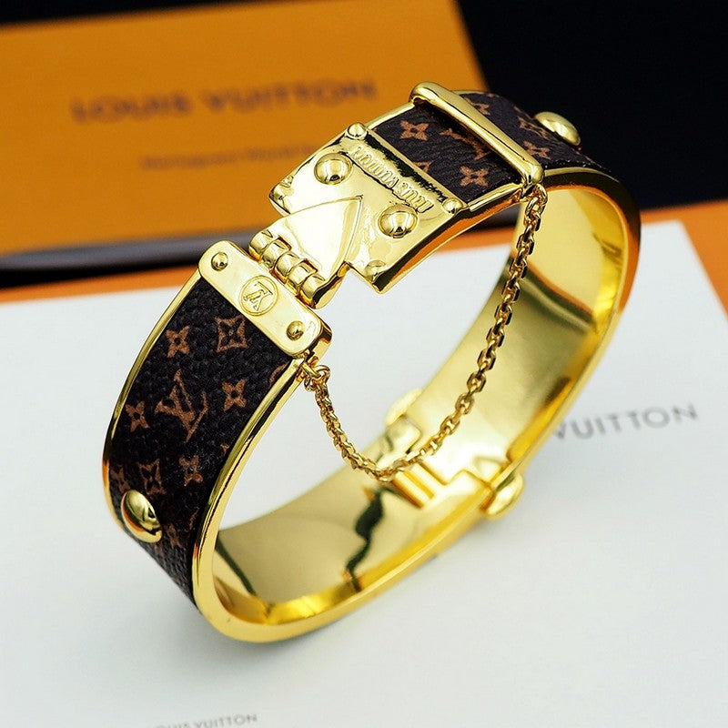 18K Louis Vuitton Signature Bracelet