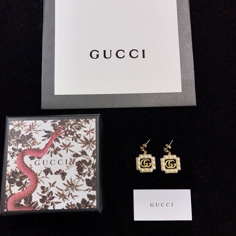 18K Gucci Square Pearl Earrings