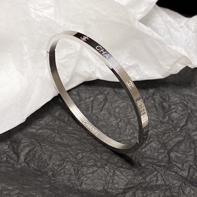 18K Chanel White Gold Bracelet