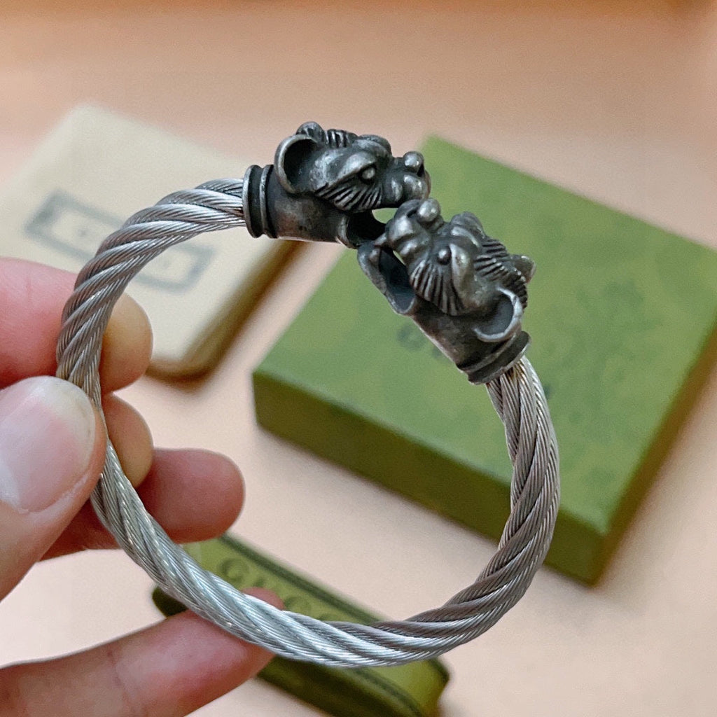 Gucci Double Tiger Head Vintage Bracelet