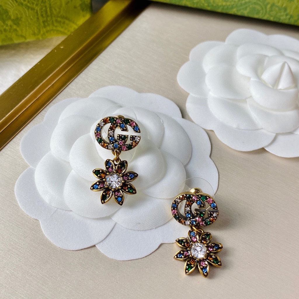 18K Gucci Flower Pendant Earrings