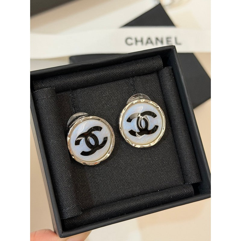 18K Chanel White & Purple Round Earrings