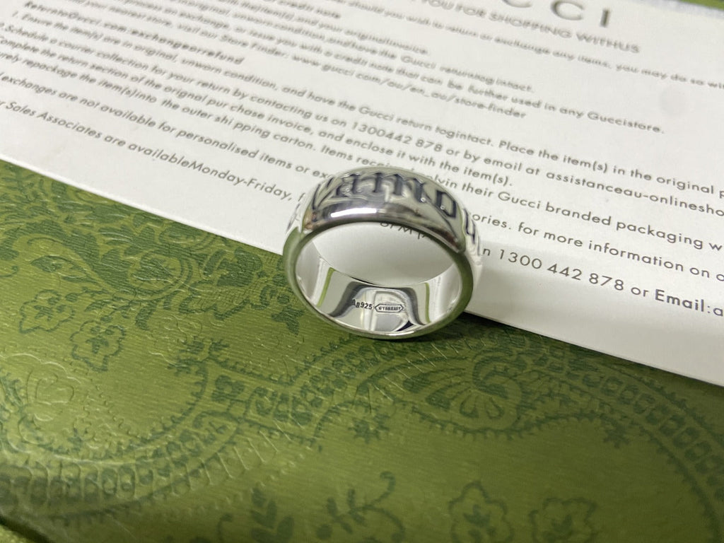 Gucci Maison de l'Amour Ring