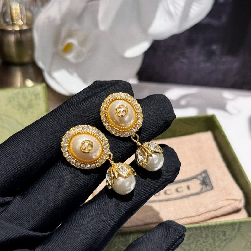 18K Gucci Flower Pearl Earrings