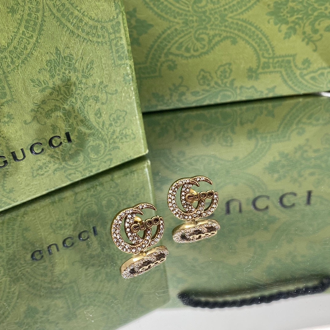 18K Gucci Logo Diamonds Earrings