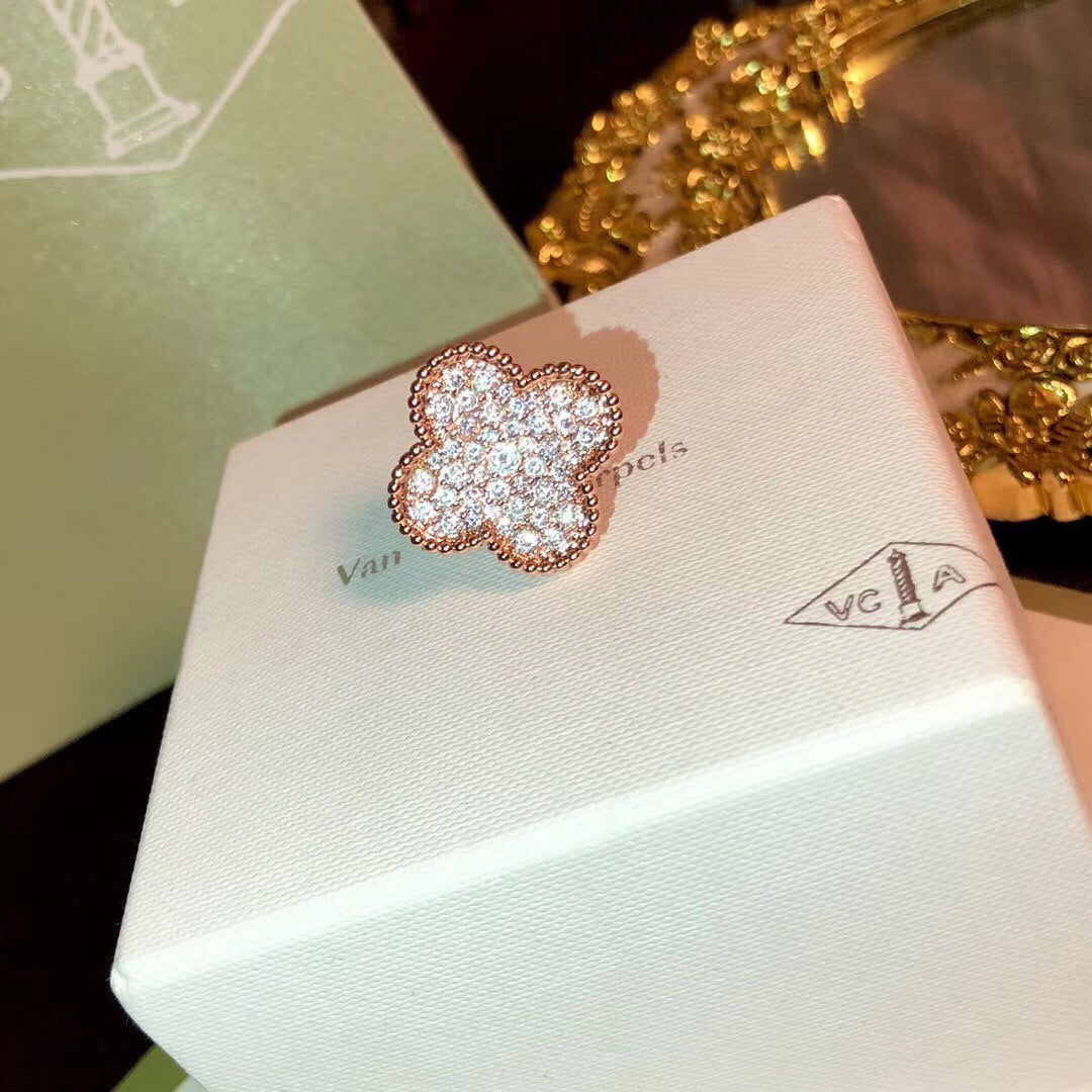 18K Van Cleef & Arpels Magic Alhambra Diamond Ring