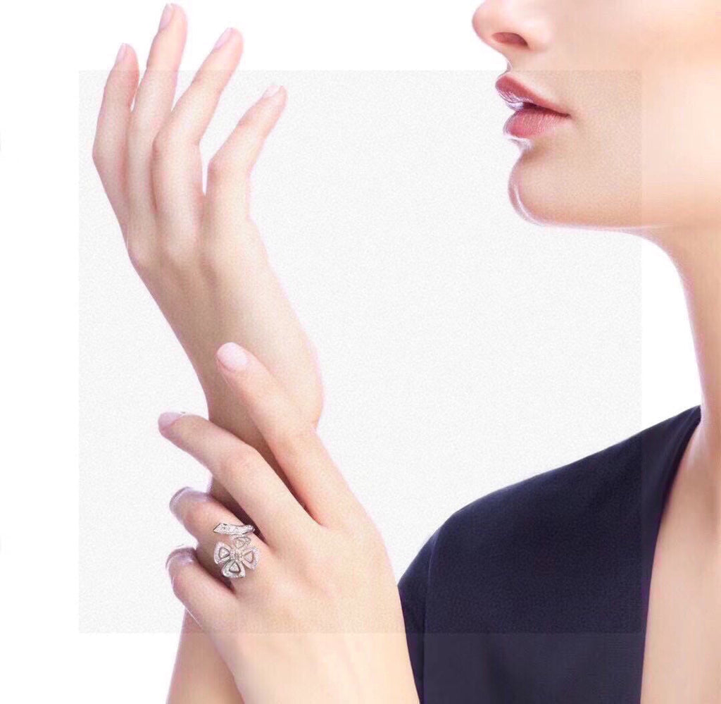 18K BVLGARI BV Fiorever Ring
