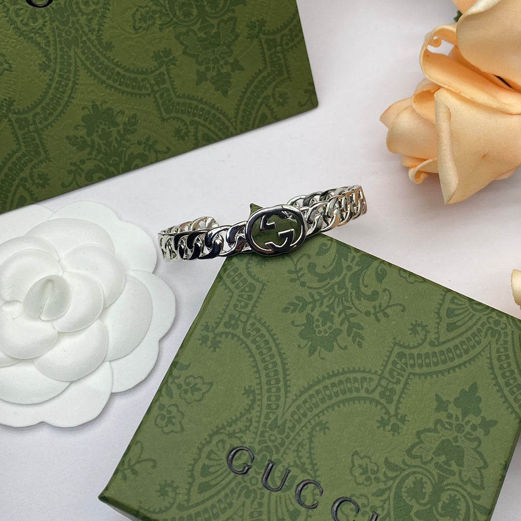 18K Gucci Chain Bracelet