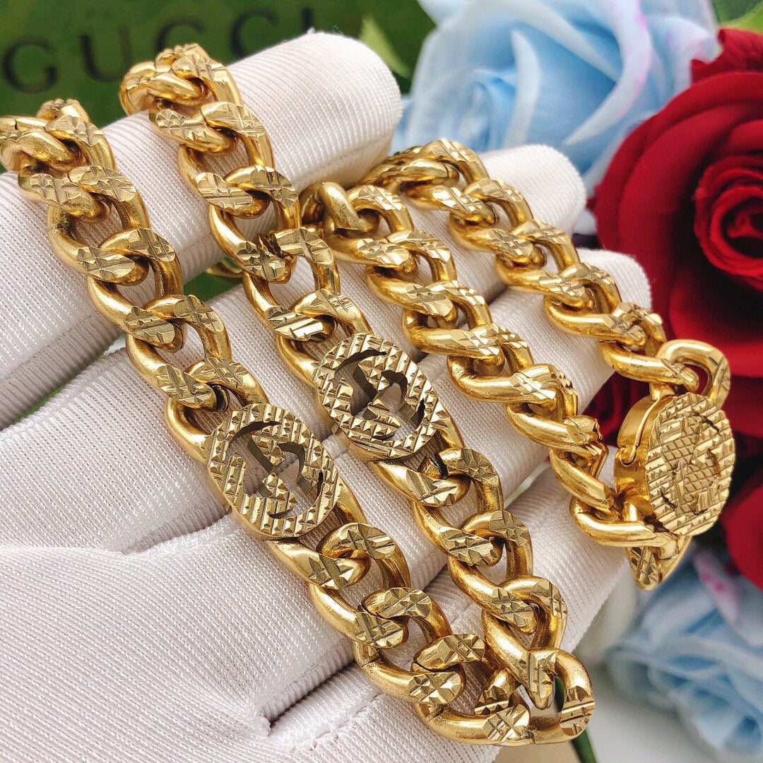 18K Gucci Chain Necklace