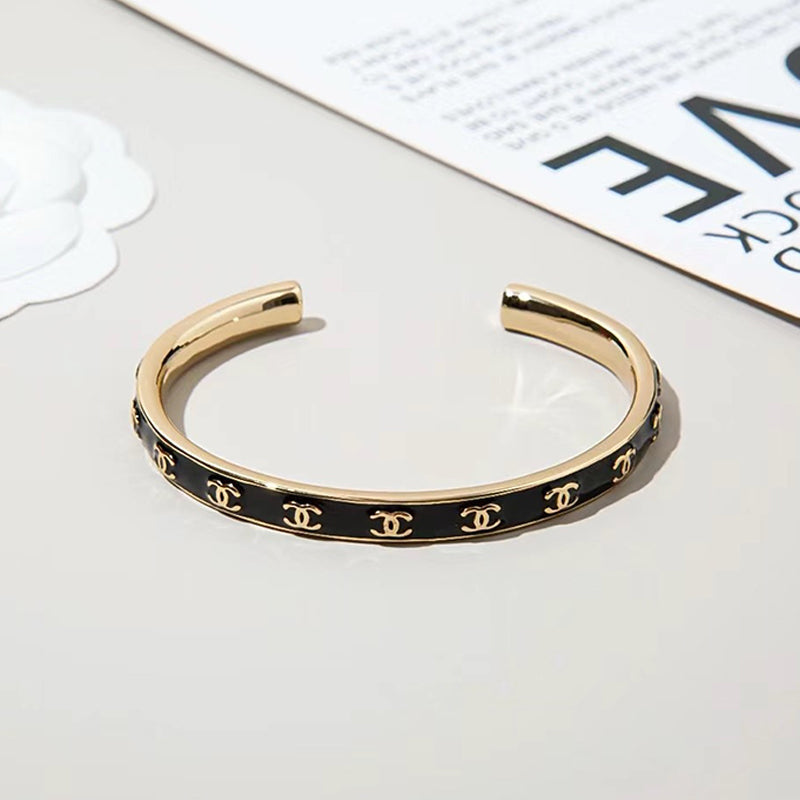 18K Chanel Open Cuff Bracelet