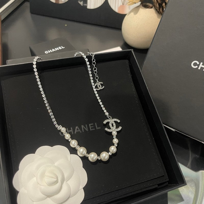 18K Chanel Pearl Chain Necklace