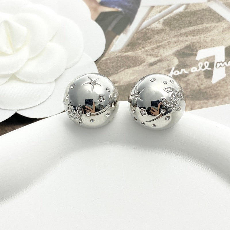 18K Chanel 24C Star Round Gold Earrings