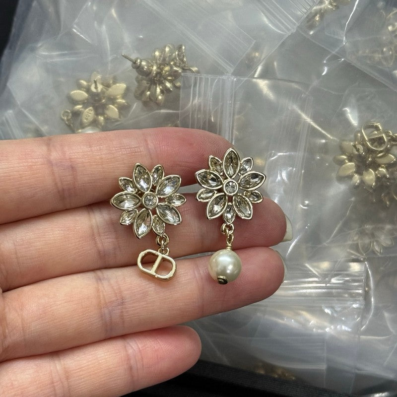 18K Dior Flower Diamond Earrings