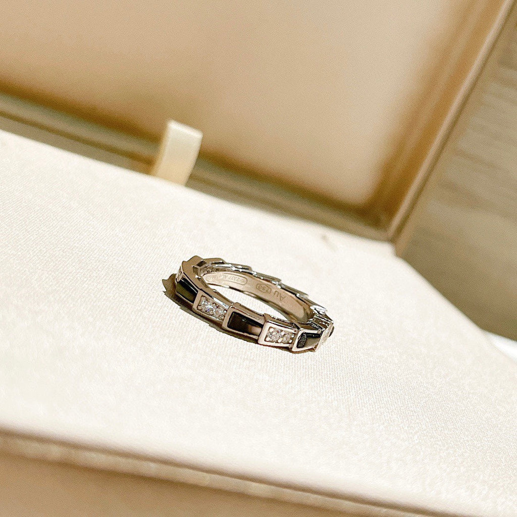18K BVLGARI BV Serpenti Viper Malachite Ring