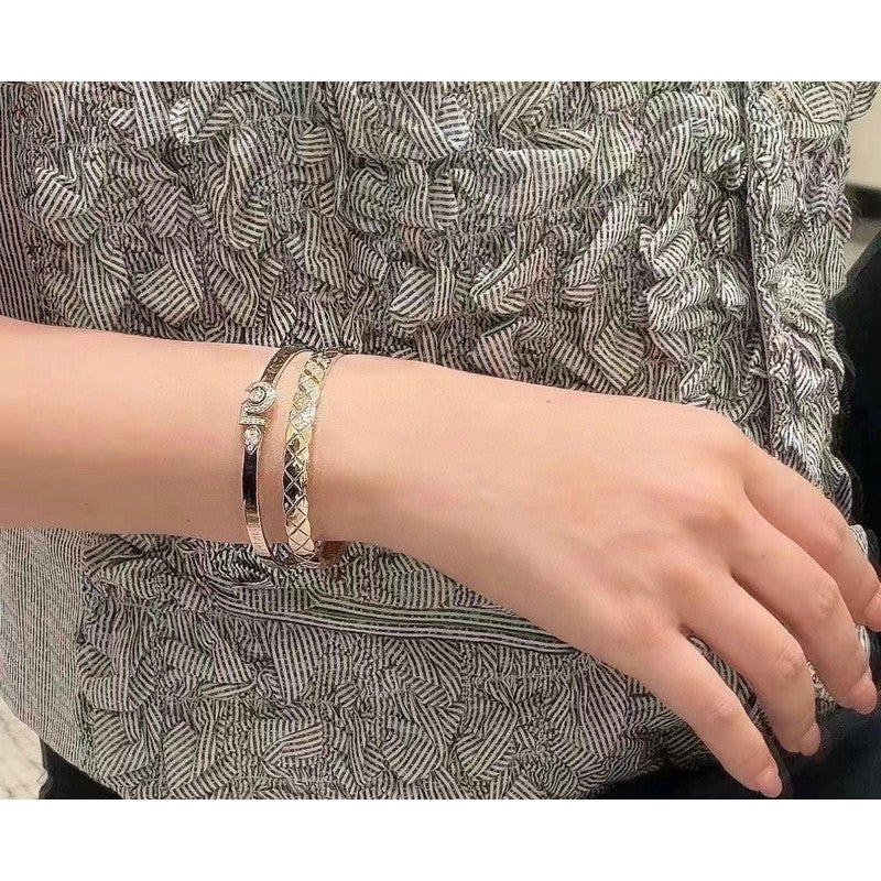 18K Chanel No.5 Diamond Gold Bracelet