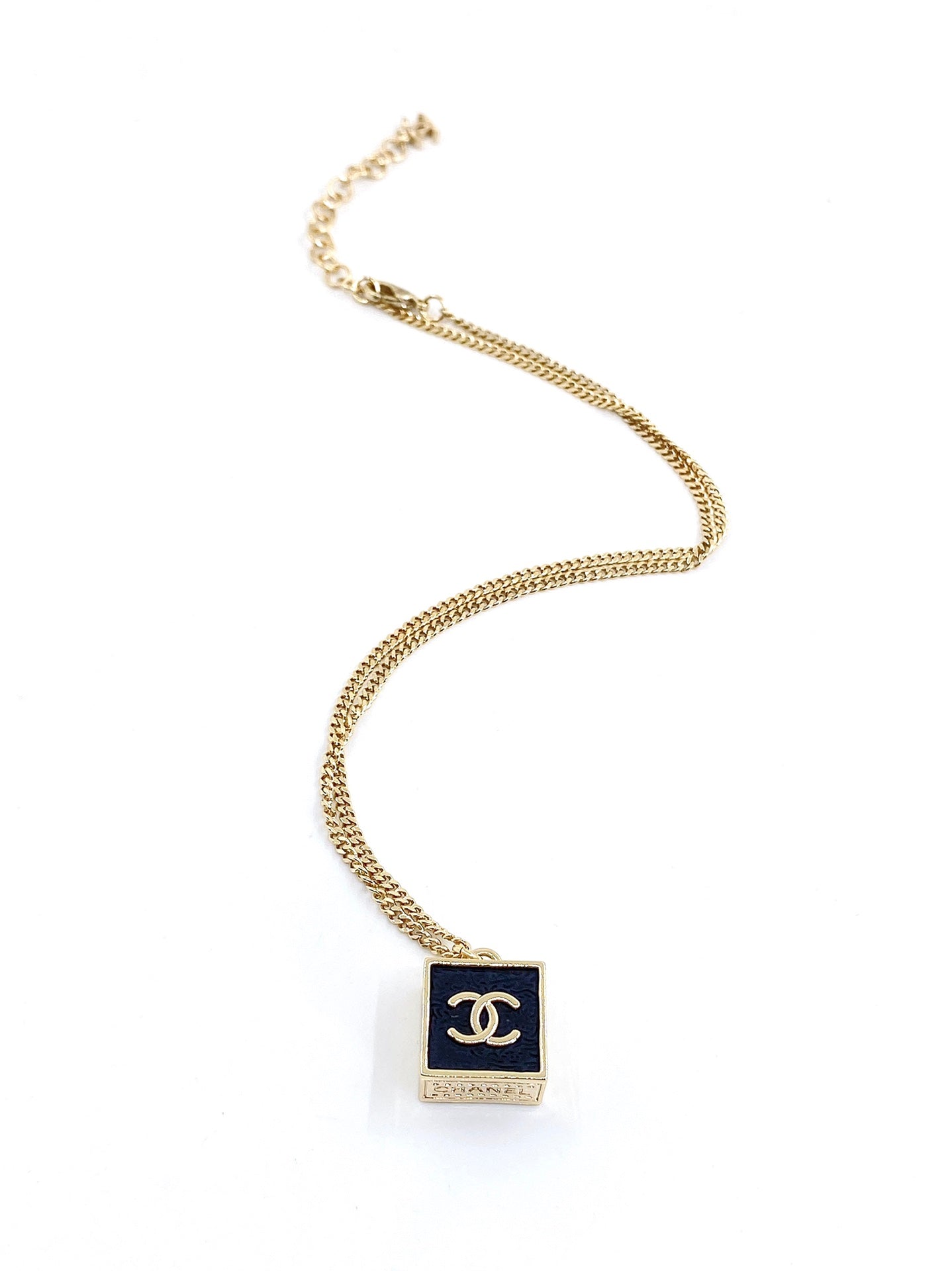 18K Chanel Square Pendant Necklace
