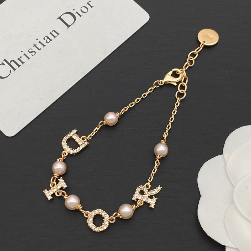 18K Dior Pearl Bracelet