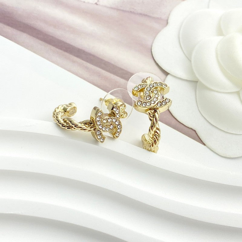 18K Chanel Diamond Circle Gold Earrings