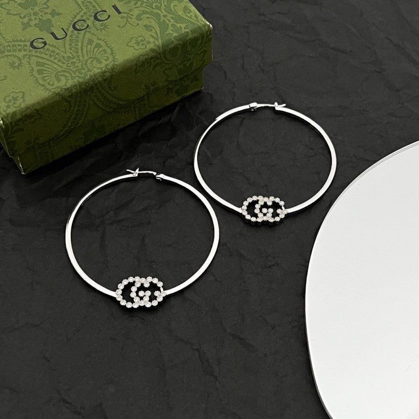 18K Gucci Running Diamond Bracelet