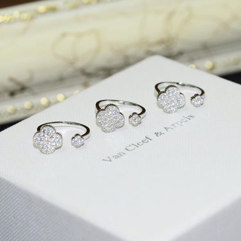 18K Van Cleef & Arpels Magic Alhambra Diamond Ring