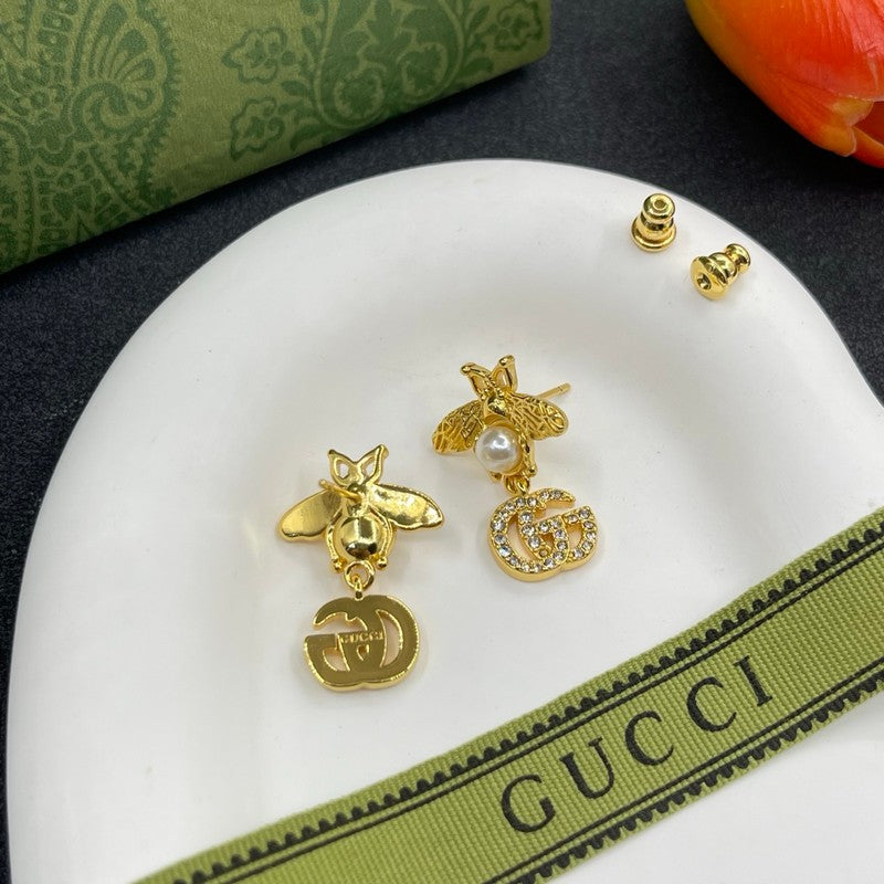 18K Gucci Flower Diamond Earrings