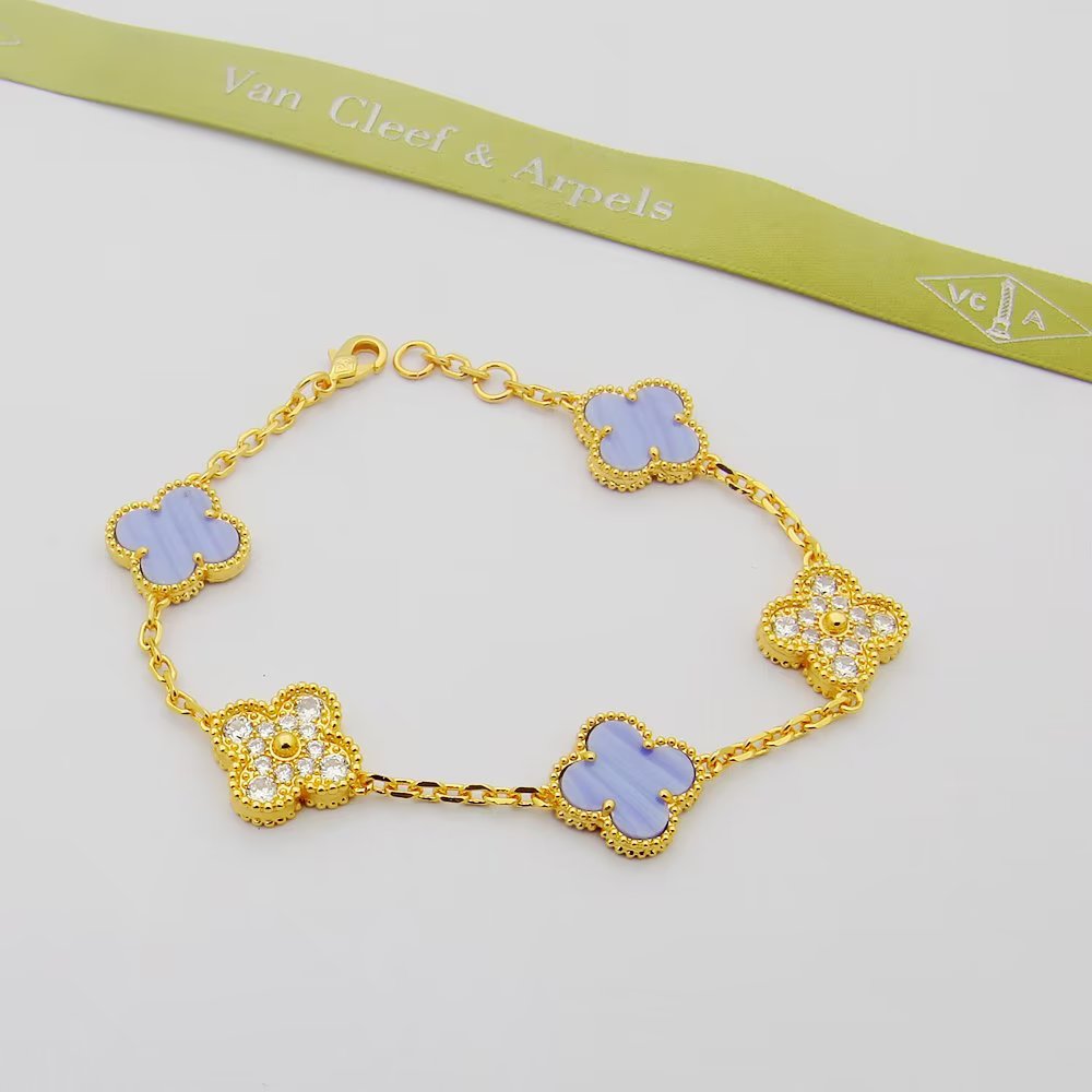 18K Van Cleef & Arpels Vintage Alhambra Purple Diamonds Bracelet