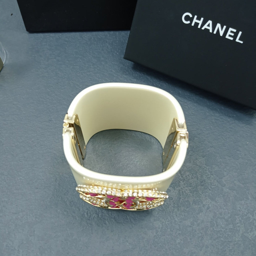 18K Chanel Pink Crystals Bracelet