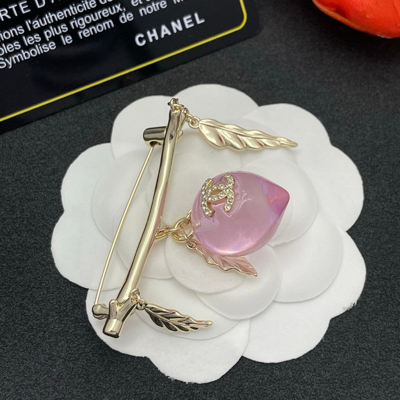 18K Chanel Pink Crystal Heart Brooch