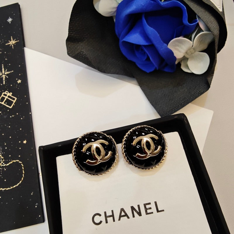 18K Chanel Black & Pink Round Earrings