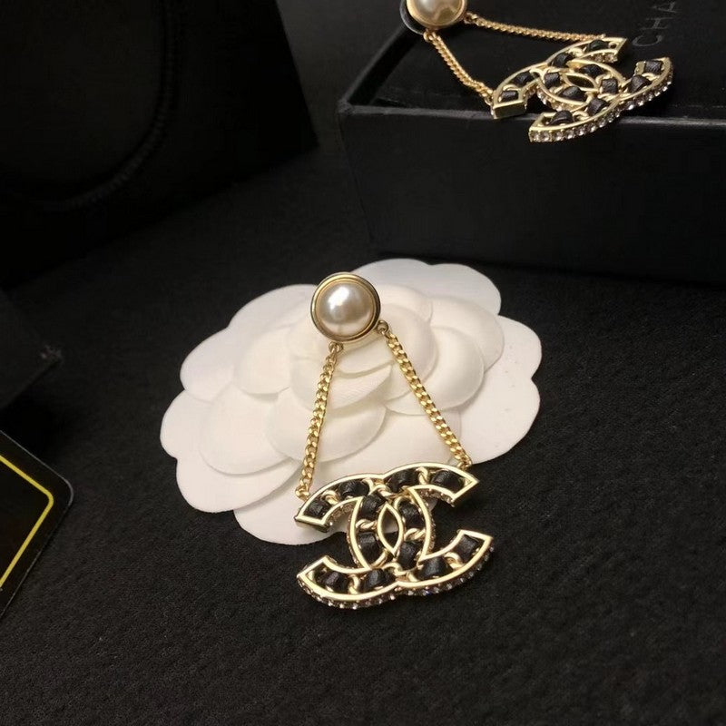 18K Chanel Pearl Gold Chain Earrings