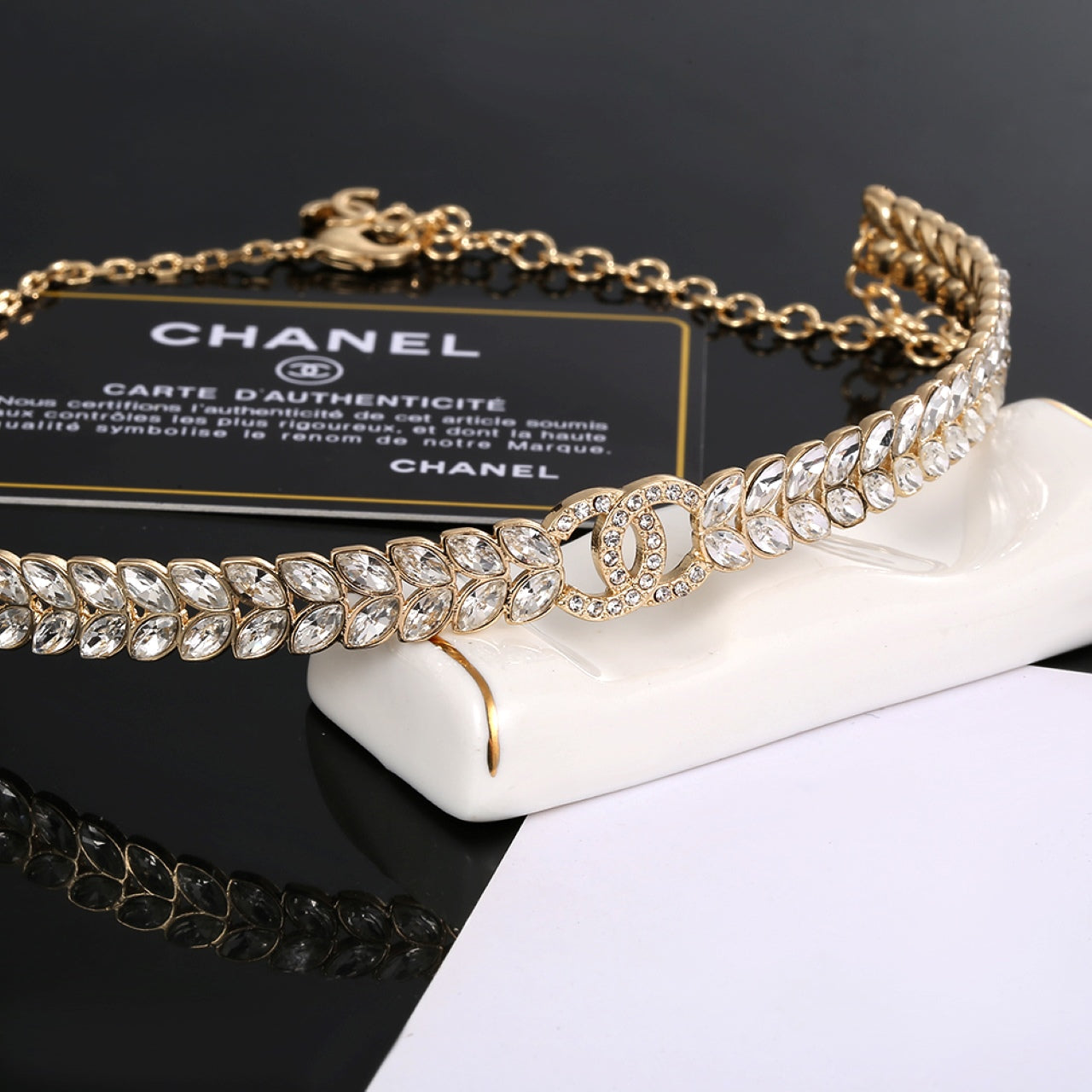 18K Chanel Diamonds Choker Necklace