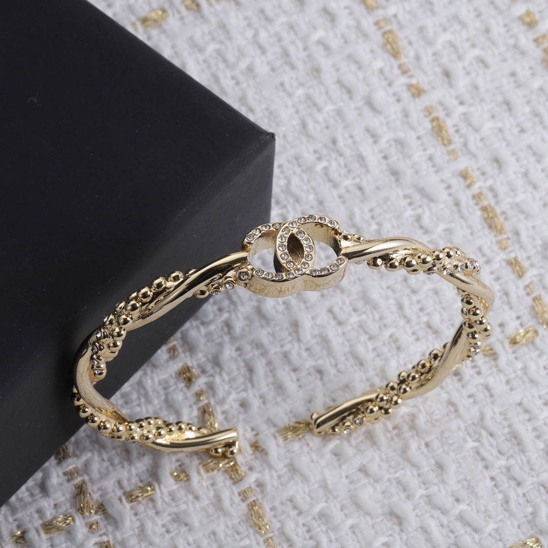 18K Chanel Diamond Chain Bracelet