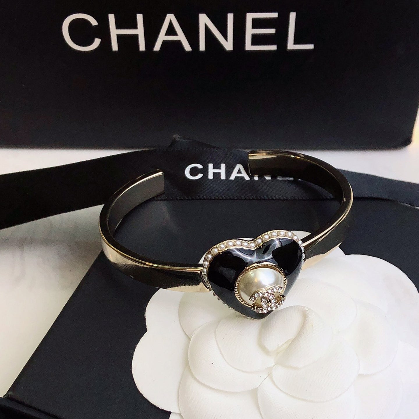 18K Chanel Heart Cuff Bracelet