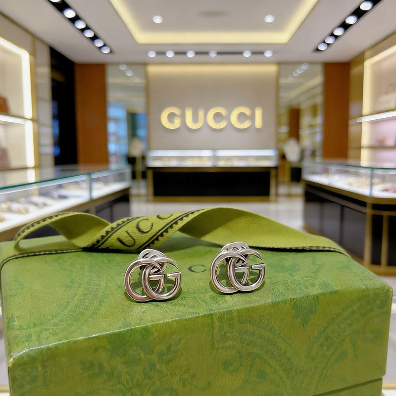 18K Gucci White Gold Earrings