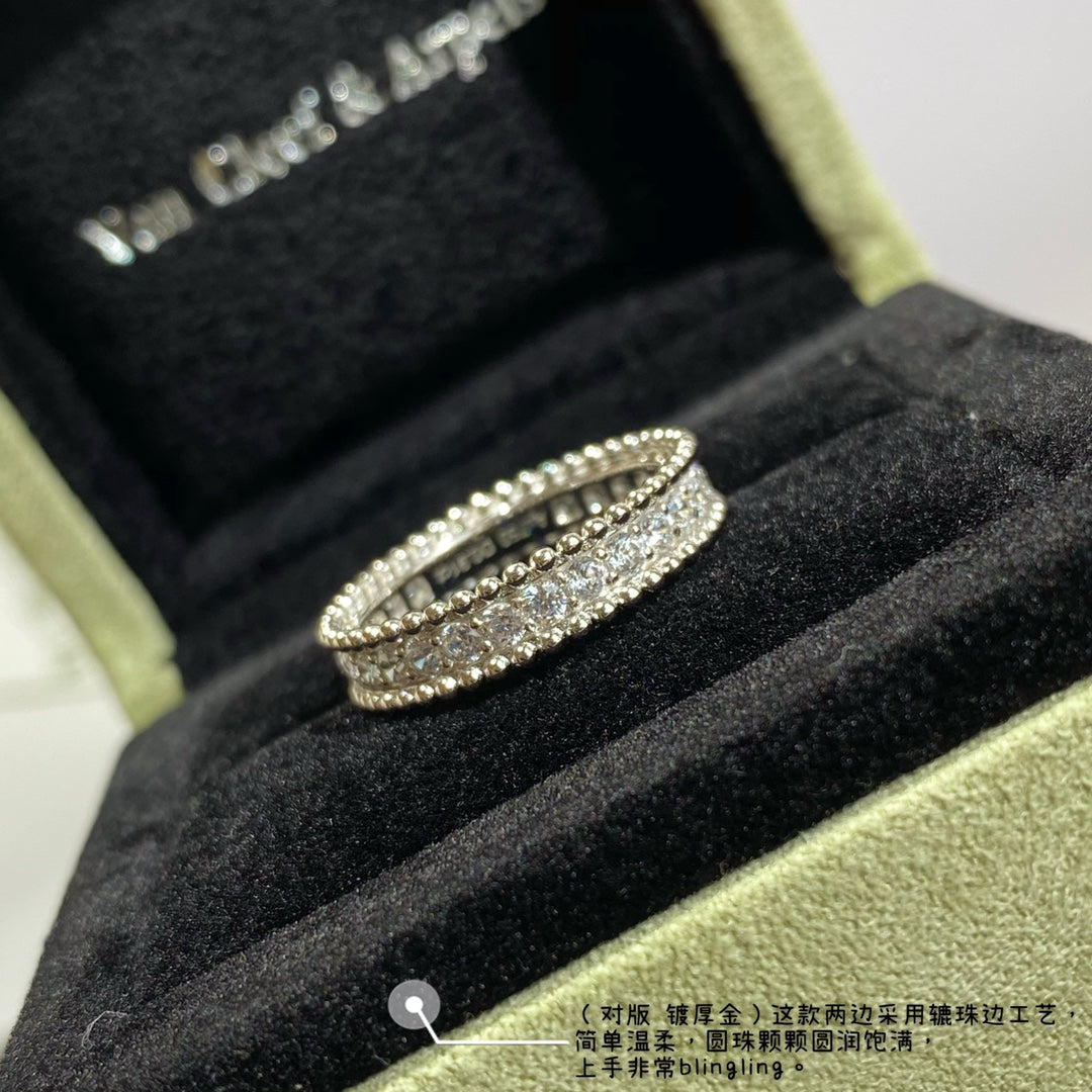 18K Van Cleef & Arpels White Gold Perlee Diamonds Ring