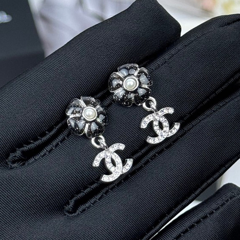 18K Chanel 26C Diamond Black Camellia Earrings