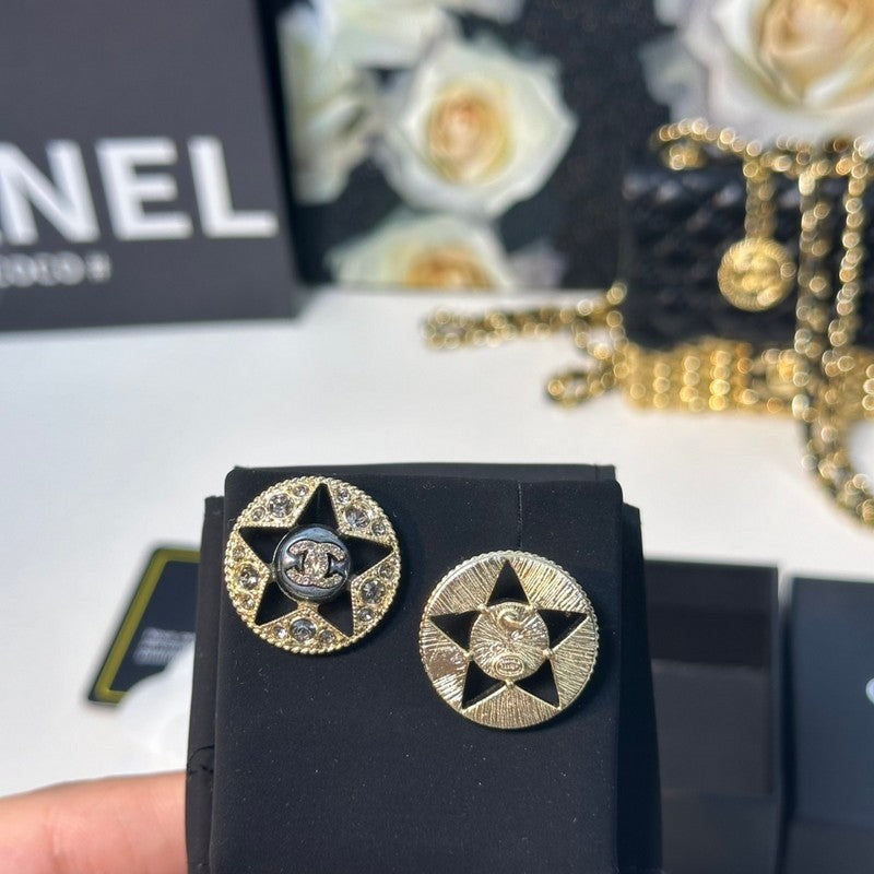 18K Chanel Start Black Gold Earrings
