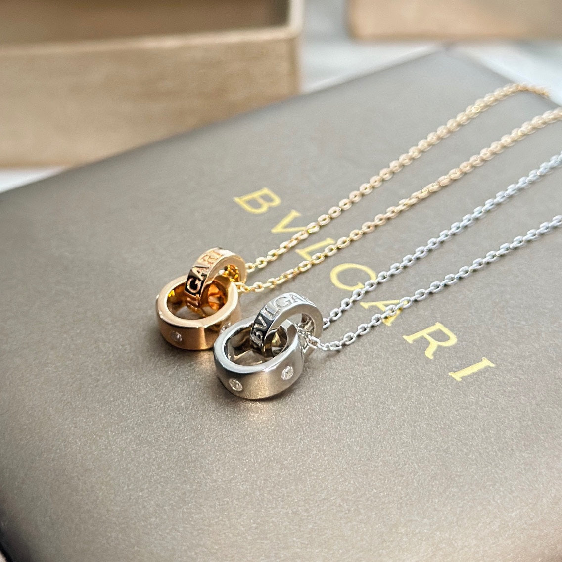 18K BVLGARI BV Two Rings Necklace