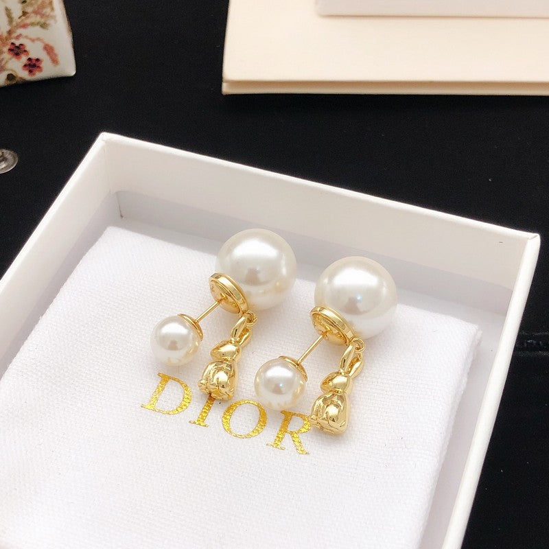 18K Dior Tribales Rabbit Pearl Earrings