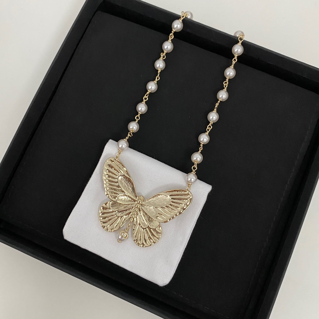 18K Dior Butterfly Pearls Bracelet