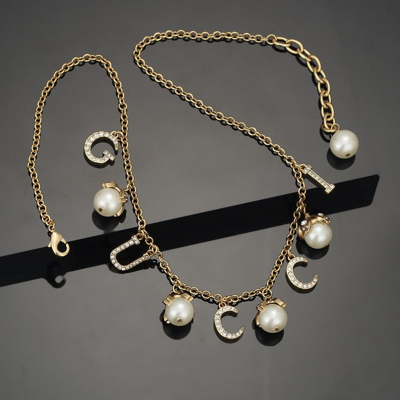 18K Gucci Pearl Necklace