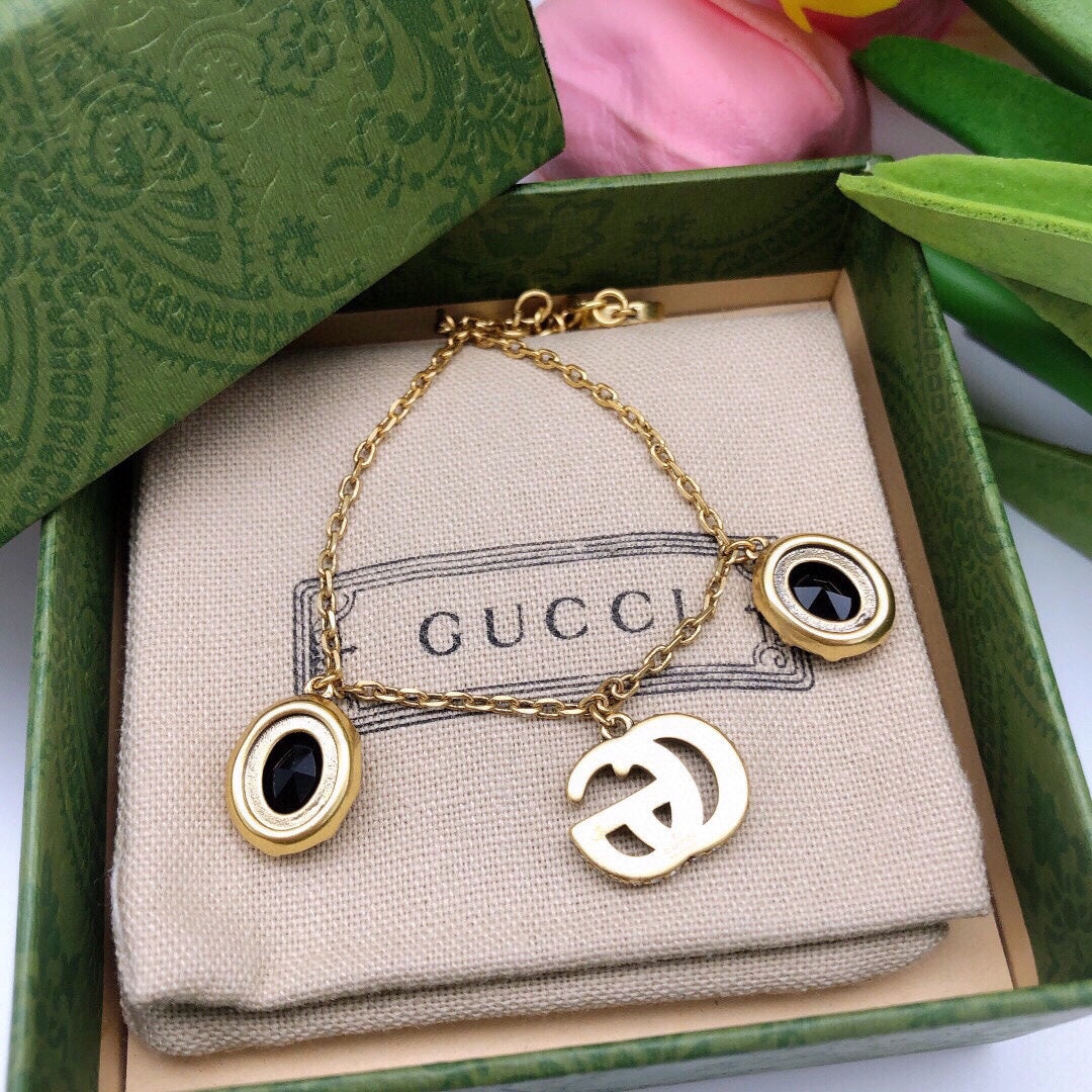 18K Gucci Black Stones Bracelet