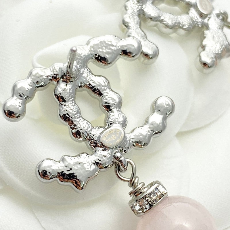 18K Chanel 25P Pink Pearl Gold Earrings