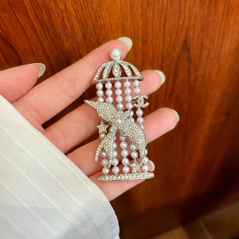 18K Chanel Birdcage Diamond Brooch