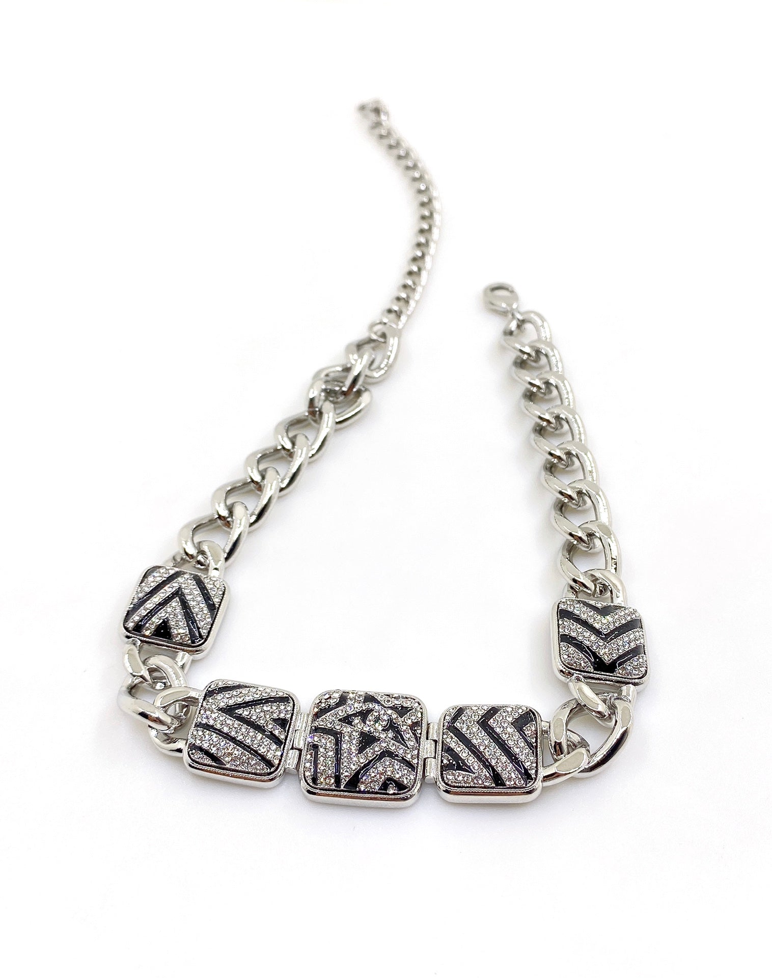 18K Chanel Star Diamonds Necklace